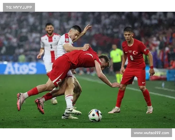 土耳其与格鲁吉亚激战恰尔汗奥卢领衔表现引热议